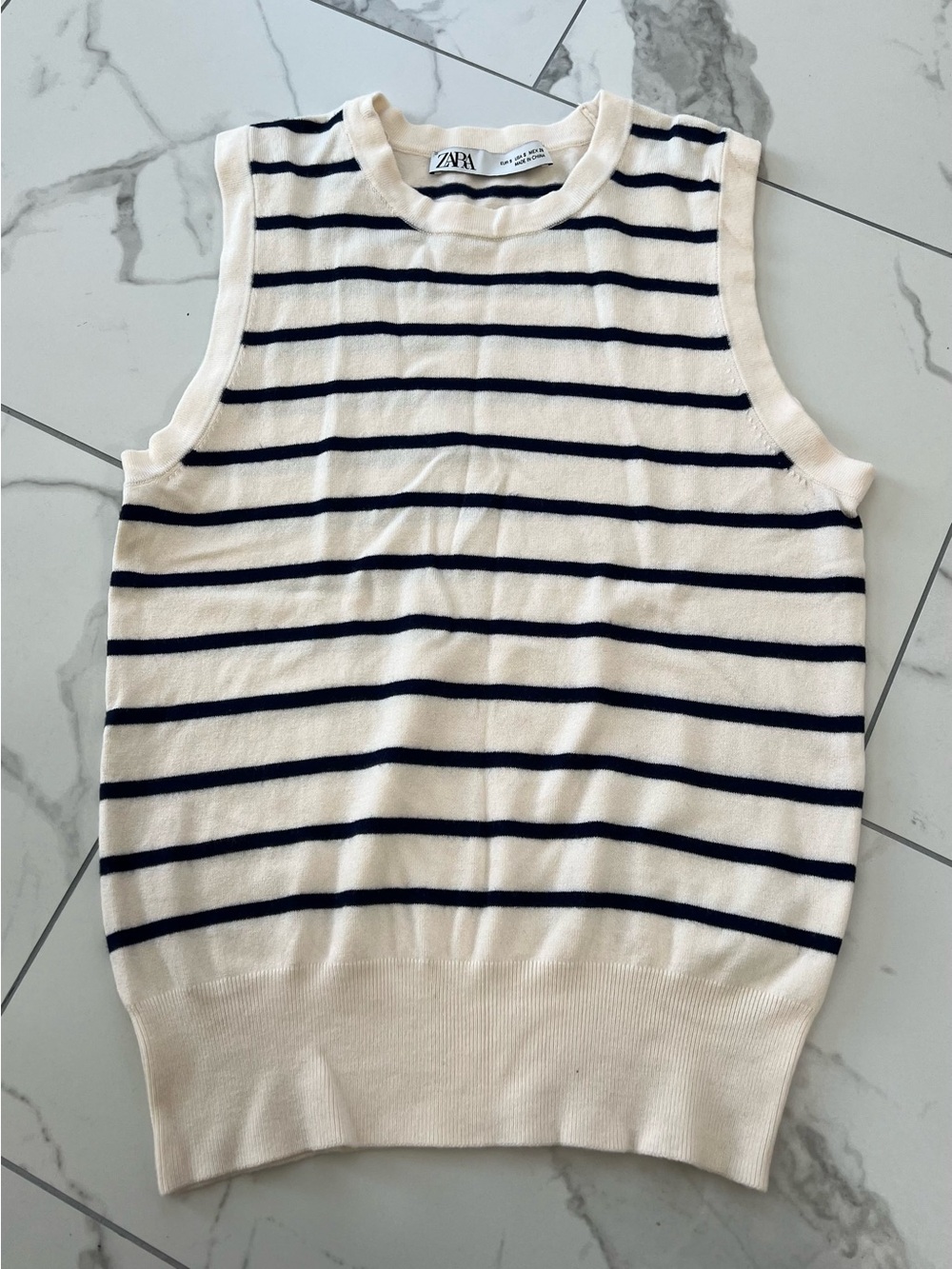 Zara sleeveless top!NEW!